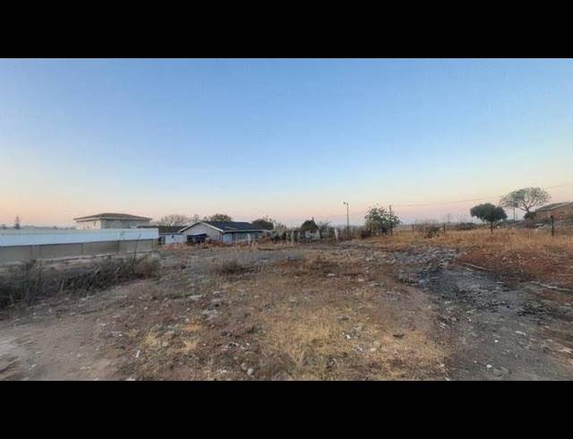 BUSINESS PROPERTY TO RENT IN REDFERN